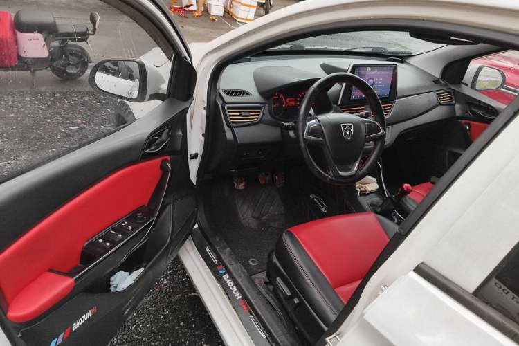 Used Baojun 310 2020 1.2L Manual Comfort Edition Driver Seat