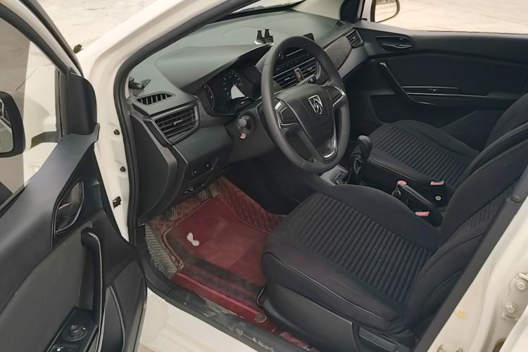 Used Baojun 310 2020 1.2L Manual Comfort Edition Driver Seat