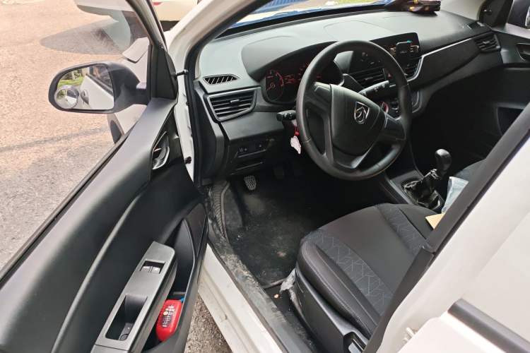 Used Baojun 310 2020 1.2L Manual Value Edition Driver Seat