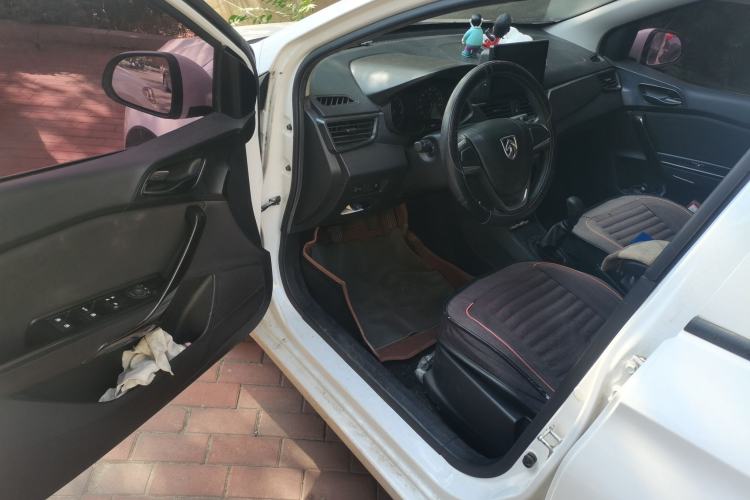 Used Baojun 310 2020 1.2L Manual Comfort Edition Driver Seat