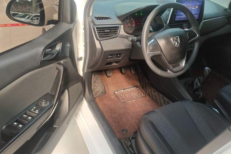 Used Baojun 310 2020 1.2L Manual Comfort Edition Driver Seat