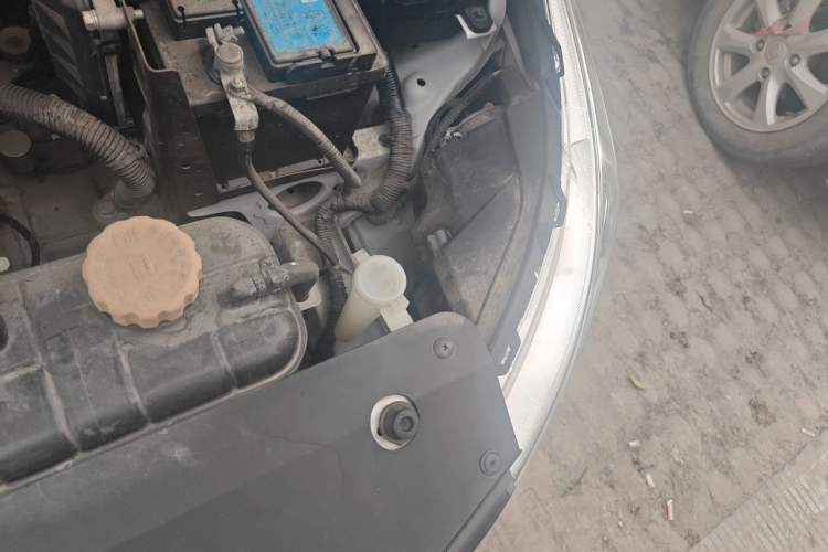 Used Baojun 310 2020 1.2L Manual Comfort Edition Engine Bay Left