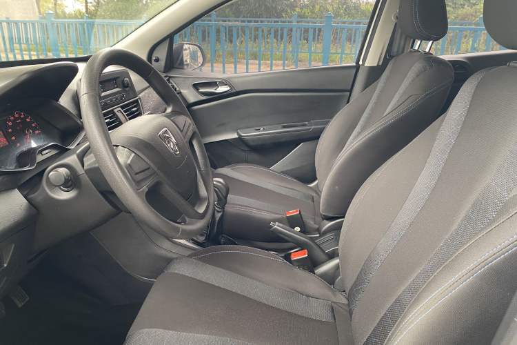Used Baojun 310 2020 1.2L Manual Value Edition Exterior 10