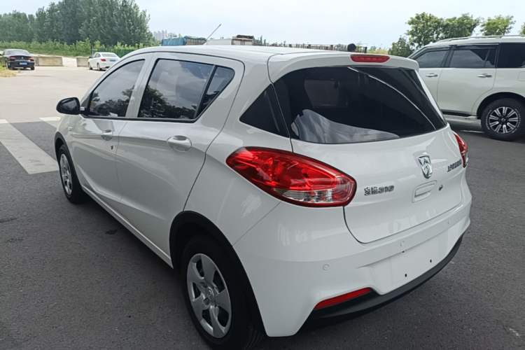 Used Baojun 310 2020 1.2L Manual Comfort Edition Exterior 2