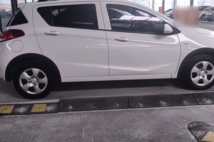 Used Baojun 310 2020 1.2L Manual Comfort Edition Exterior 2