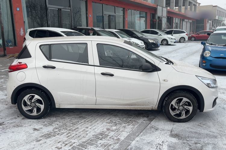 Used Baojun 310 2020 1.2L Manual Value Edition Exterior 2