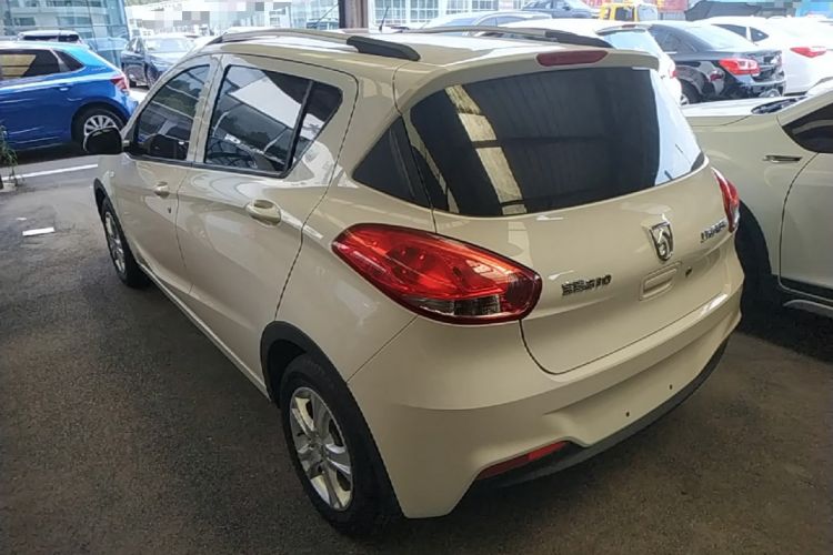 Used Baojun 310 2020 1.2L Manual Comfort Edition Exterior 2
