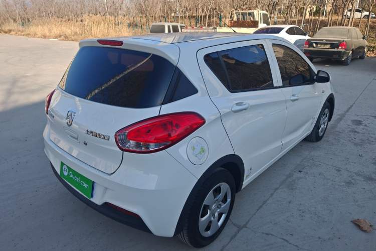 Used Baojun 310 2020 1.2L Manual Comfort Edition Exterior 3
