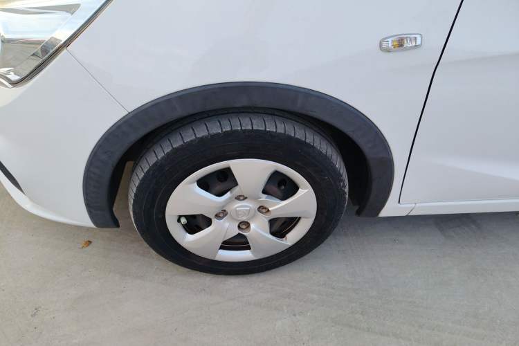 Used Baojun 310 2020 1.2L Manual Value Edition Exterior 3