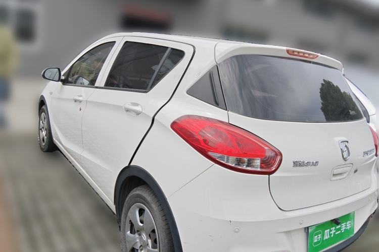 Used Baojun 310 2020 1.2L Manual Comfort Edition Exterior 3
