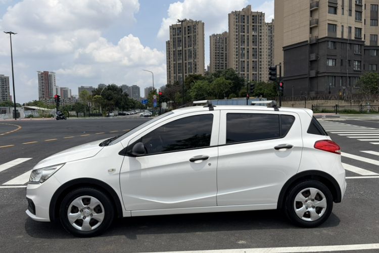 Used Baojun 310 2020 1.2L Manual Value Edition Exterior 3