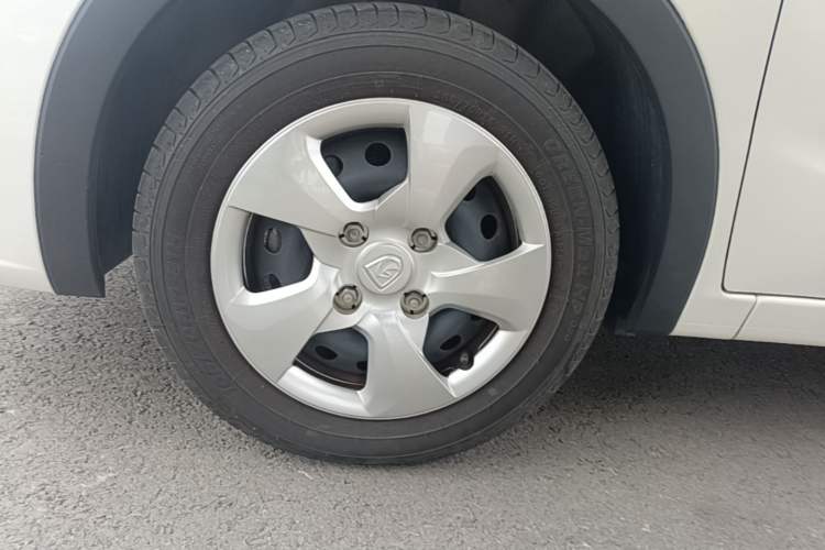 Used Baojun 310 2020 1.2L Manual Comfort Edition Exterior 4