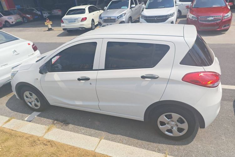 Used Baojun 310 2020 1.2L Manual Value Edition Exterior 4
