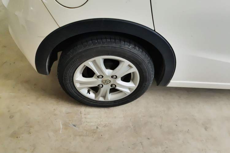 Used Baojun 310 2020 1.2L Manual Comfort Edition Exterior 5