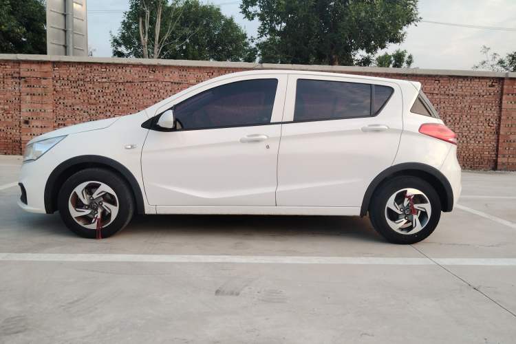 Used Baojun 310 2020 1.2L Manual Comfort Edition Exterior 7
