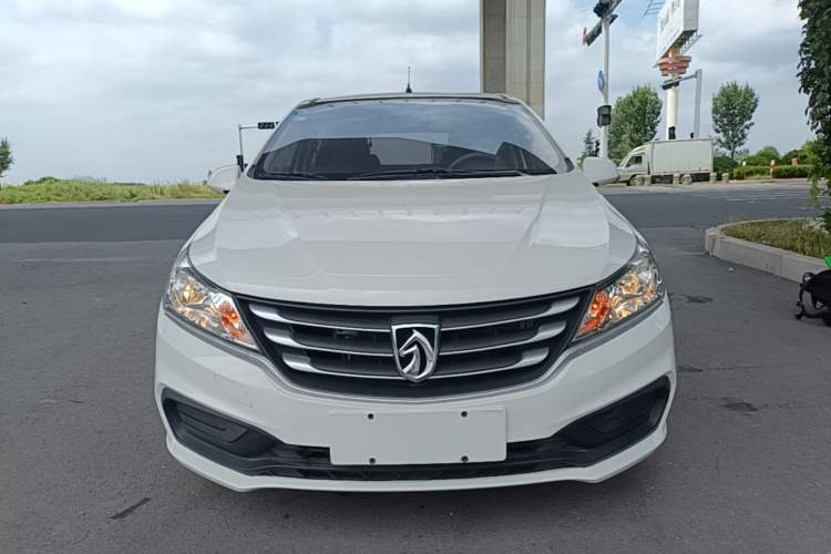 Used Baojun 310 2020 1.2L Manual Comfort Edition Front