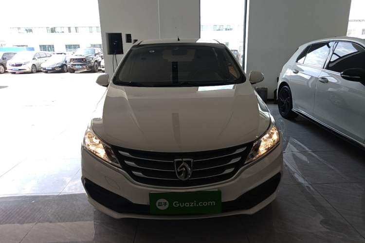 Used Baojun 310 2020 1.2L Manual Comfort Edition Front