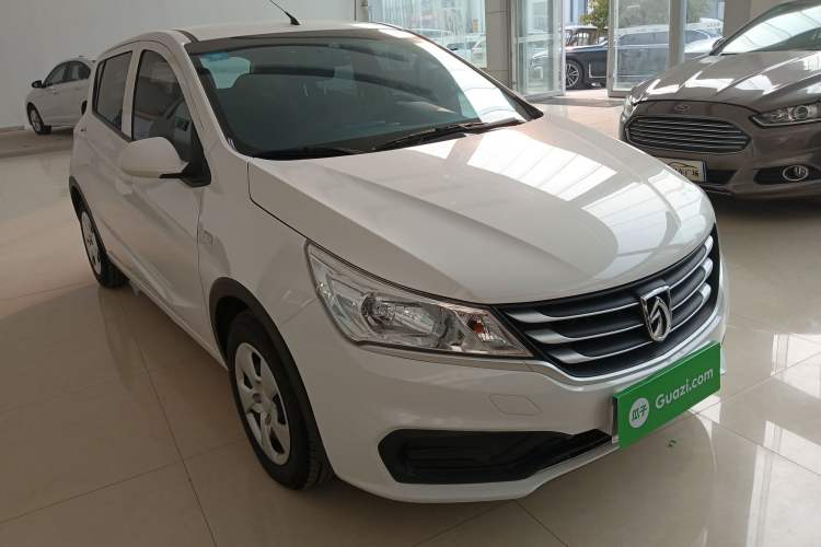 Used Baojun 310 2020 1.2L Manual Comfort Edition Front Right 45 Deg