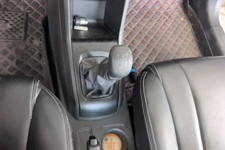 Used Baojun 310 2020 1.2L Manual Comfort Edition Gear Lever