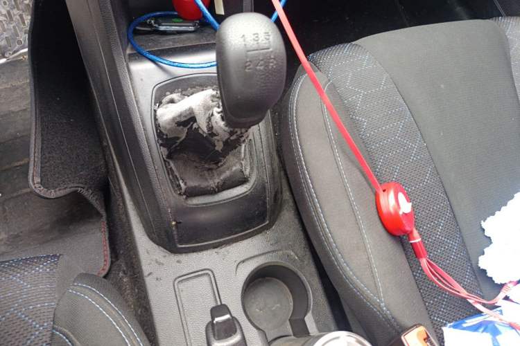Used Baojun 310 2020 1.2L Manual Comfort Edition Gear Lever