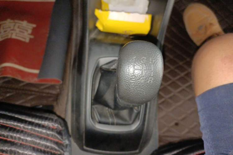 Used Baojun 310 2020 1.2L Manual Comfort Edition Gear Lever