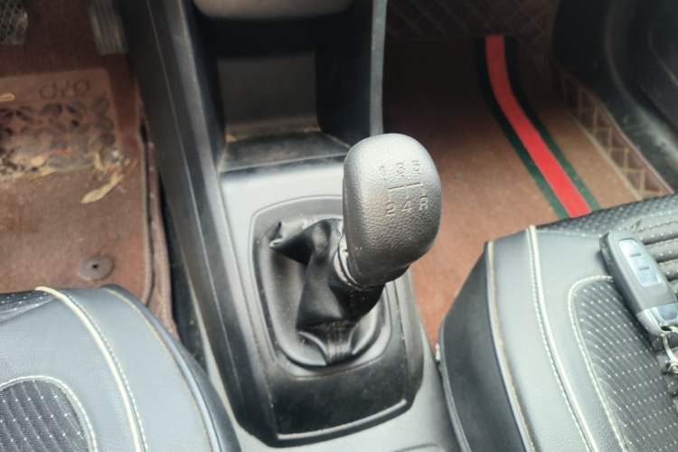 Used Baojun 310 2020 1.2L Manual Value Edition Gear Lever