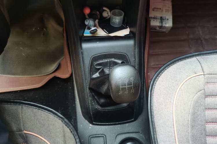 Used Baojun 310 2020 1.2L Manual Comfort Edition Gear Lever