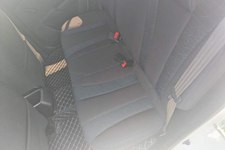 Used Baojun 310 2020 1.2L Manual Value Edition Interior 1