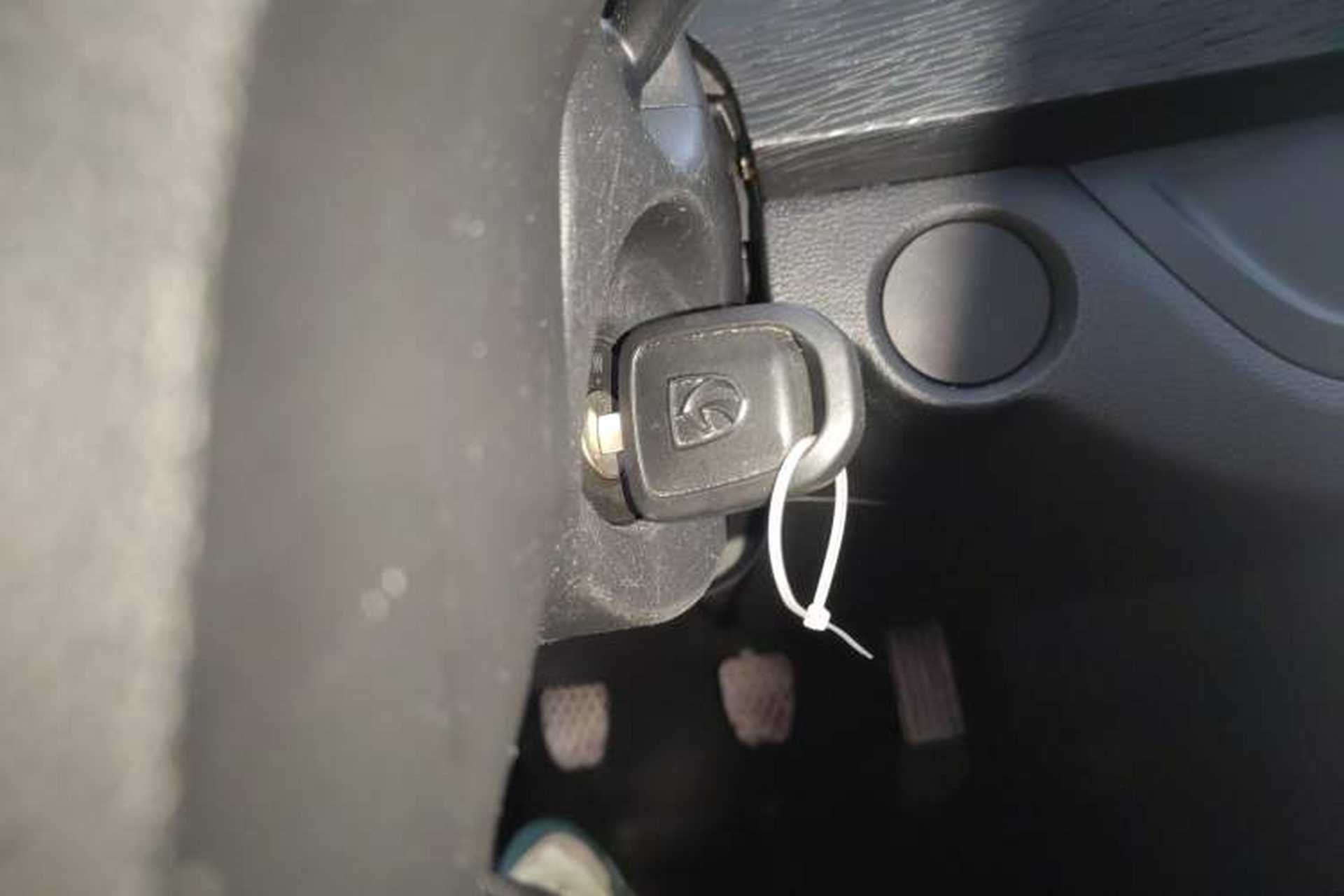 Used Baojun 310 2020 1.2L Manual Value Edition Interior 1