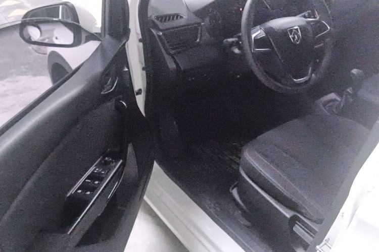 Used Baojun 310 2020 1.2L Manual Comfort Edition Interior 2