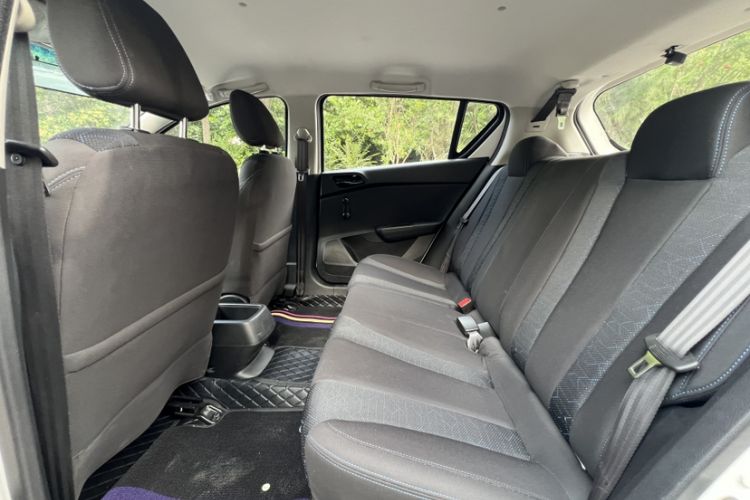 Used Baojun 310 2020 1.2L Manual Value Edition Interior 3