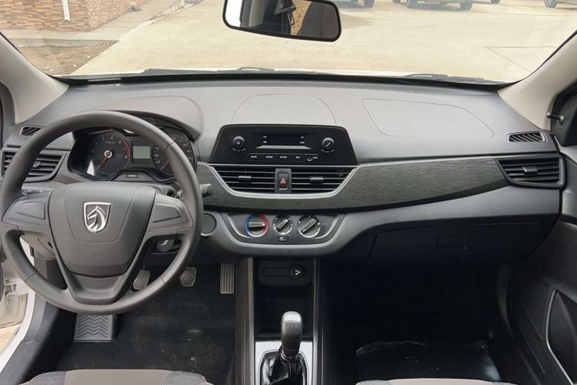 Used Baojun 310 2020 1.2L Manual Value Edition Interior 3
