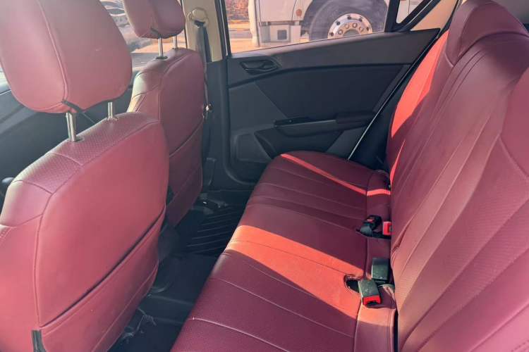Used Baojun 310 2020 1.2L Manual Comfort Edition Interior 3