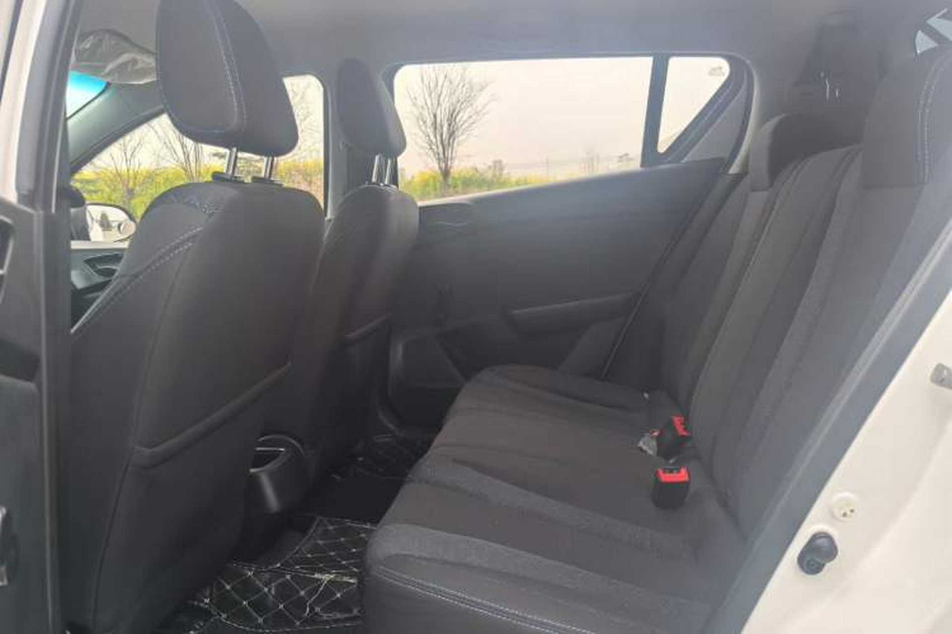 Used Baojun 310 2020 1.2L Manual Value Edition Interior 4