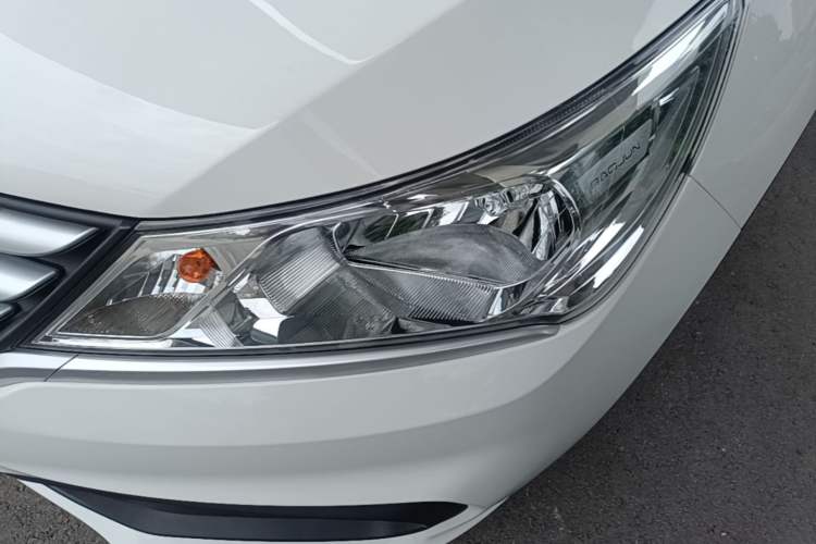 Used Baojun 310 2020 1.2L Manual Comfort Edition Left Front Headlight