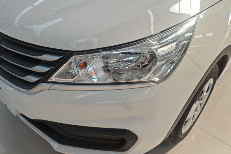 Used Baojun 310 2020 1.2L Manual Comfort Edition Left Front Headlight