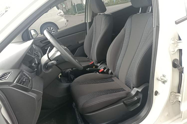Used Baojun 310 2020 1.2L Manual Comfort Edition Left Front Seat