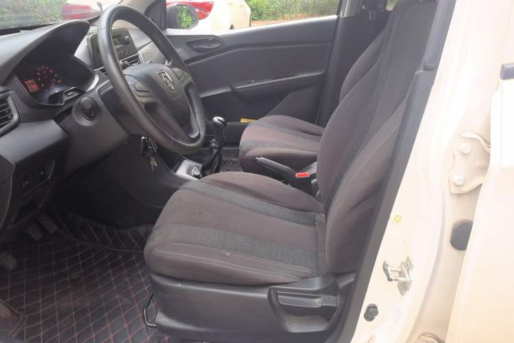 Used Baojun 310 2020 1.2L Manual Value Edition Left Front Seat