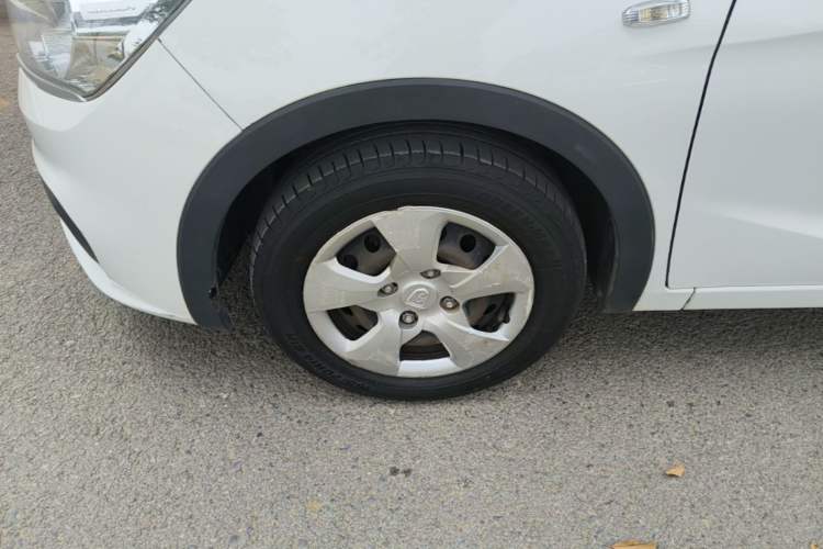 Used Baojun 310 2020 1.2L Manual Comfort Edition Left Front Wheel Hub