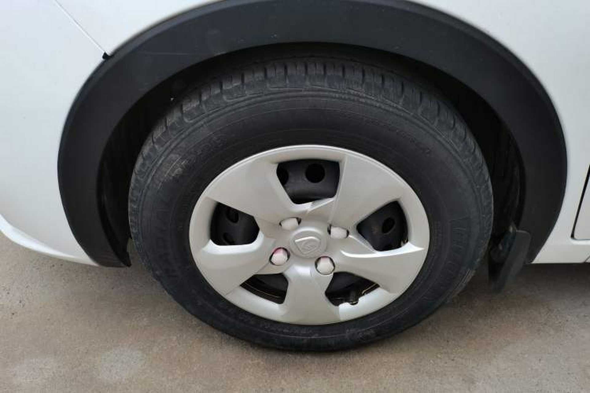 Used Baojun 310 2020 1.2L Manual Comfort Edition Left Front Wheel Hub