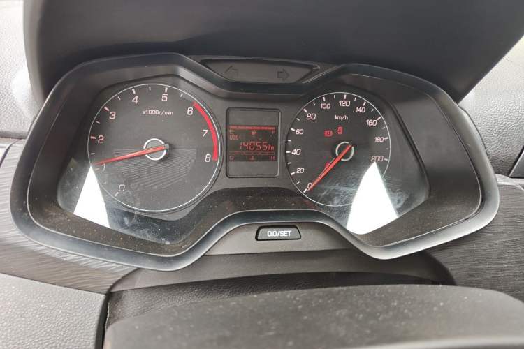 Used Baojun 310 2020 1.2L Manual Value Edition Odometer Close Up