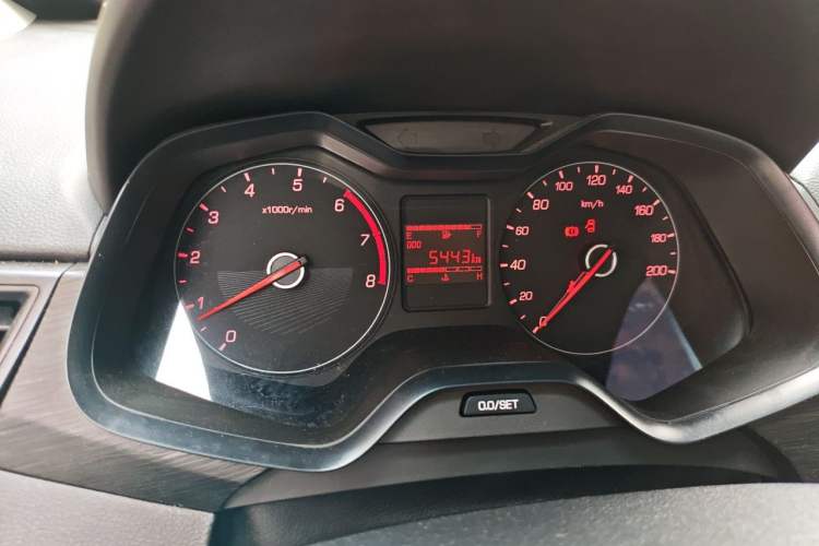 Used Baojun 310 2020 1.2L Manual Value Edition Odometer Close Up