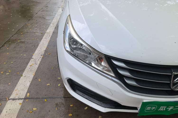 Used Baojun 310 2020 1.2L Manual Comfort Edition Right Front Headlight