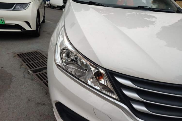 Used Baojun 310 2020 1.2L Manual Comfort Edition Right Front Headlight