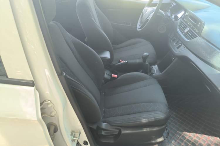 Used Baojun 310 2020 1.2L Manual Comfort Edition Right Front Seat