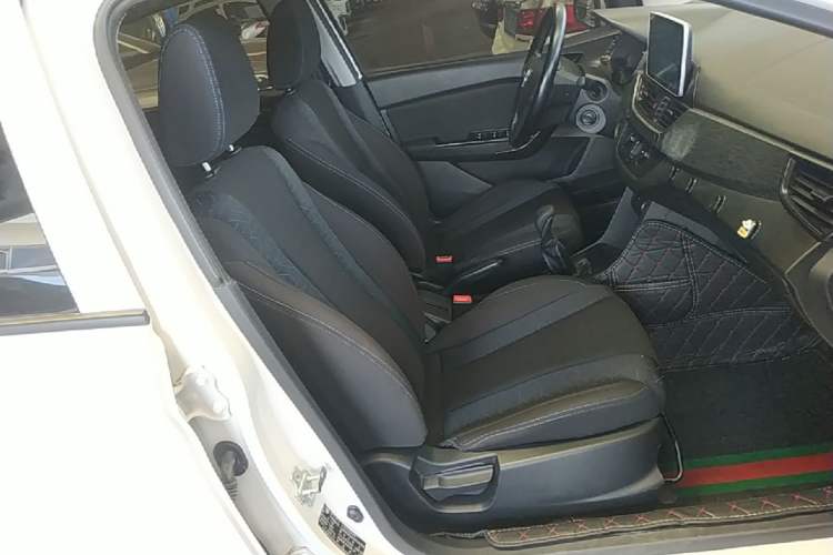 Used Baojun 310 2020 1.2L Manual Comfort Edition Right Front Seat