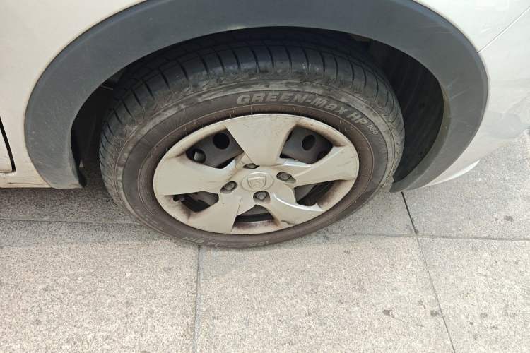 Used Baojun 310 2020 1.2L Manual Value Edition Right Front Wheel Hub