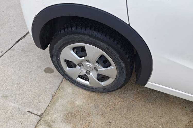 Used Baojun 310 2020 1.2L Manual Comfort Edition Right Rear Wheel Hub
