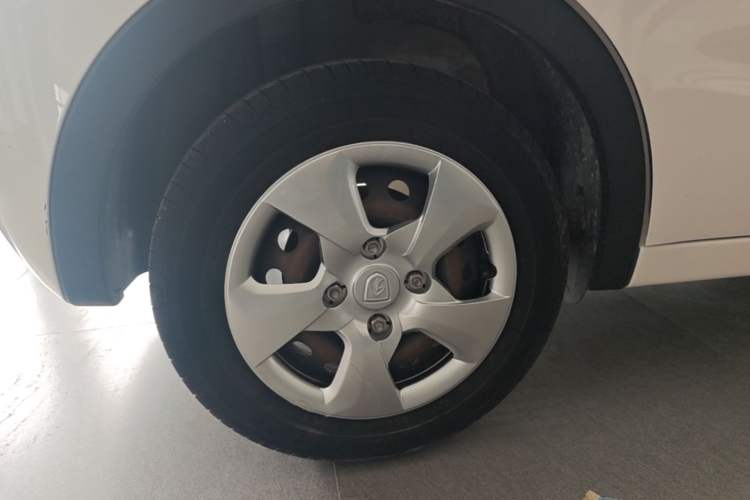 Used Baojun 310 2020 1.2L Manual Value Edition Right Rear Wheel Hub
