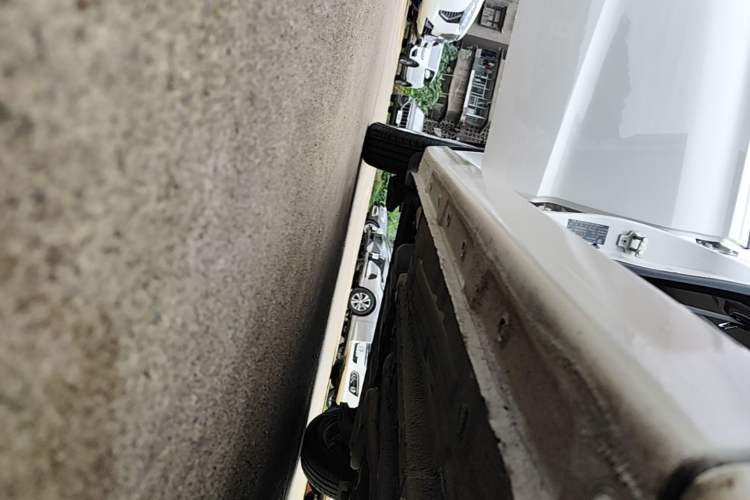 Used Baojun 310 2020 1.2L Manual Comfort Edition Right Side Sill